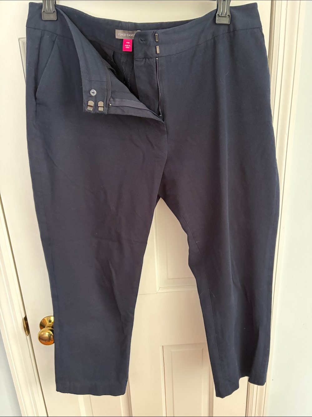 Vince Camuto Navy Cropped Straight Pants
